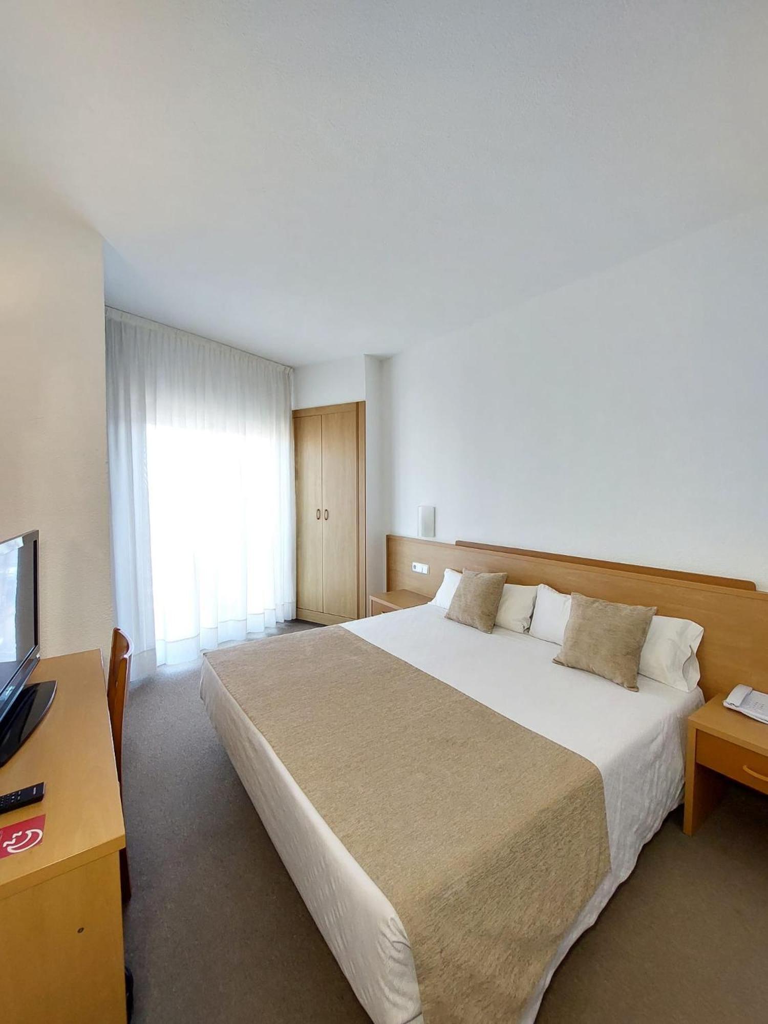 Hotel Montsia 2*