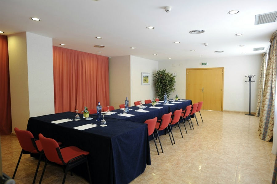 Montsia Hotel 2*