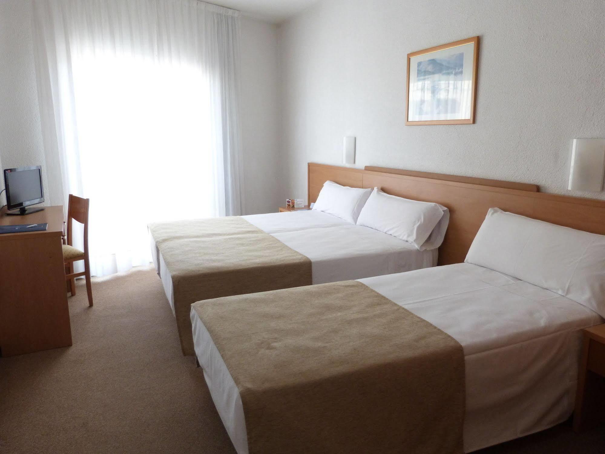 Montsia Hotel 2*